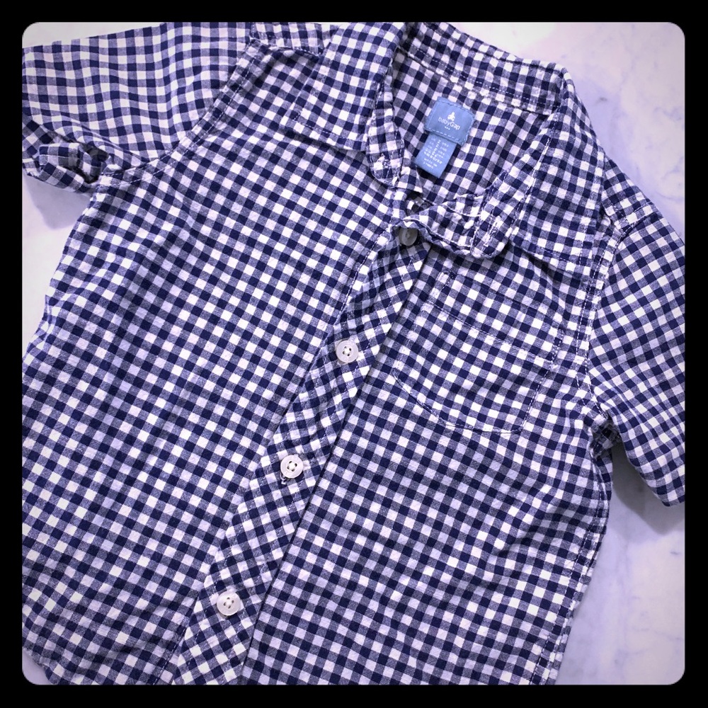 GAP adorable gingham shirt